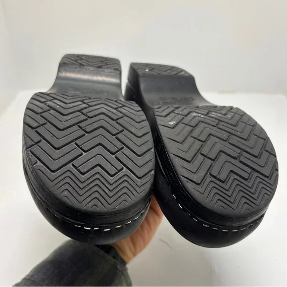 Dansko Professional Black Leather Clogs Women EU 40 US 9.5–10 Nursing Chef Shoes - Picture 10 of 11
